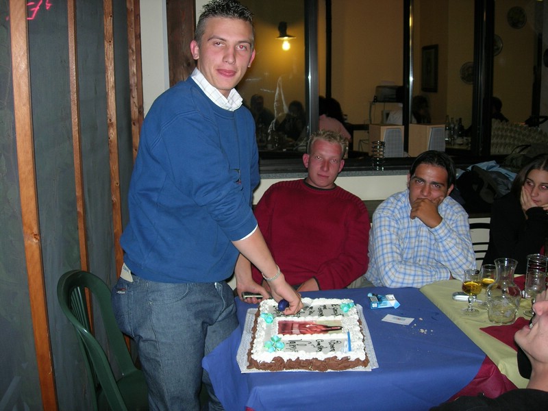 Come si taglia una torta.JPG